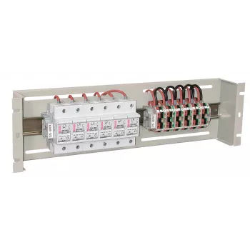 EFB-Elektronik 19 inch 3U kućište za distribuciju napajanja / prekidače, RAL 9005 duboko crna