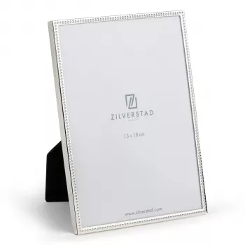 Zilverstad Sweet Memory metalni sjajni okvir za slike s bisernim rubom 13x18 srebrni 7154231