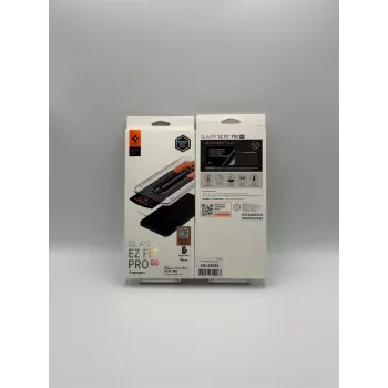 Spigen Glas.tR EZ Fit Pro AC zaštita zaslona protiv znatiželjnih pogleda za iPhone 16 Pro Max / 17 Pro Max
