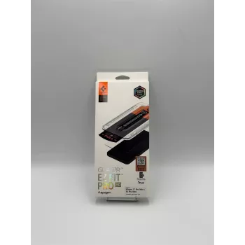 Spigen Glas.tR EZ Fit Pro AC zaštita zaslona protiv znatiželjnih pogleda za iPhone 16 Pro Max / 17 Pro Max
