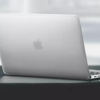 Uniq MacBook Air 13 prozirna zaštitna futrola (Combat Series)