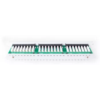 GETFORT PGF-5EUTP24-B5-G patch panel UTP Cat.5e 24 porta sivi 1U rack montaža