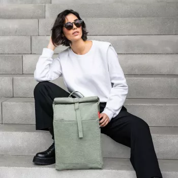 Reisenthel Urban Rolltop ruksak 16L zeleni reciklirani PET (EN 5048)