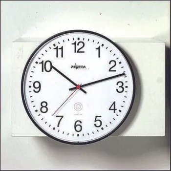 PEWETA Radio-Controlled Wall Clock 30cm Black Plastic Silent Movement 51.130.312