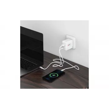 SKROSS Multipower Combo+ US 48W USB zidni punjač s USB-C PD i 3 USB-A priključka SKKT000348WPDUSCCN