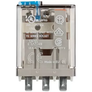 Finder 62.33.9.220.4300 utični relej 220 V DC 16 A 3PDT