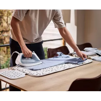 Joseph Joseph Ironing Mat Ecru Scatter Swift (50054)